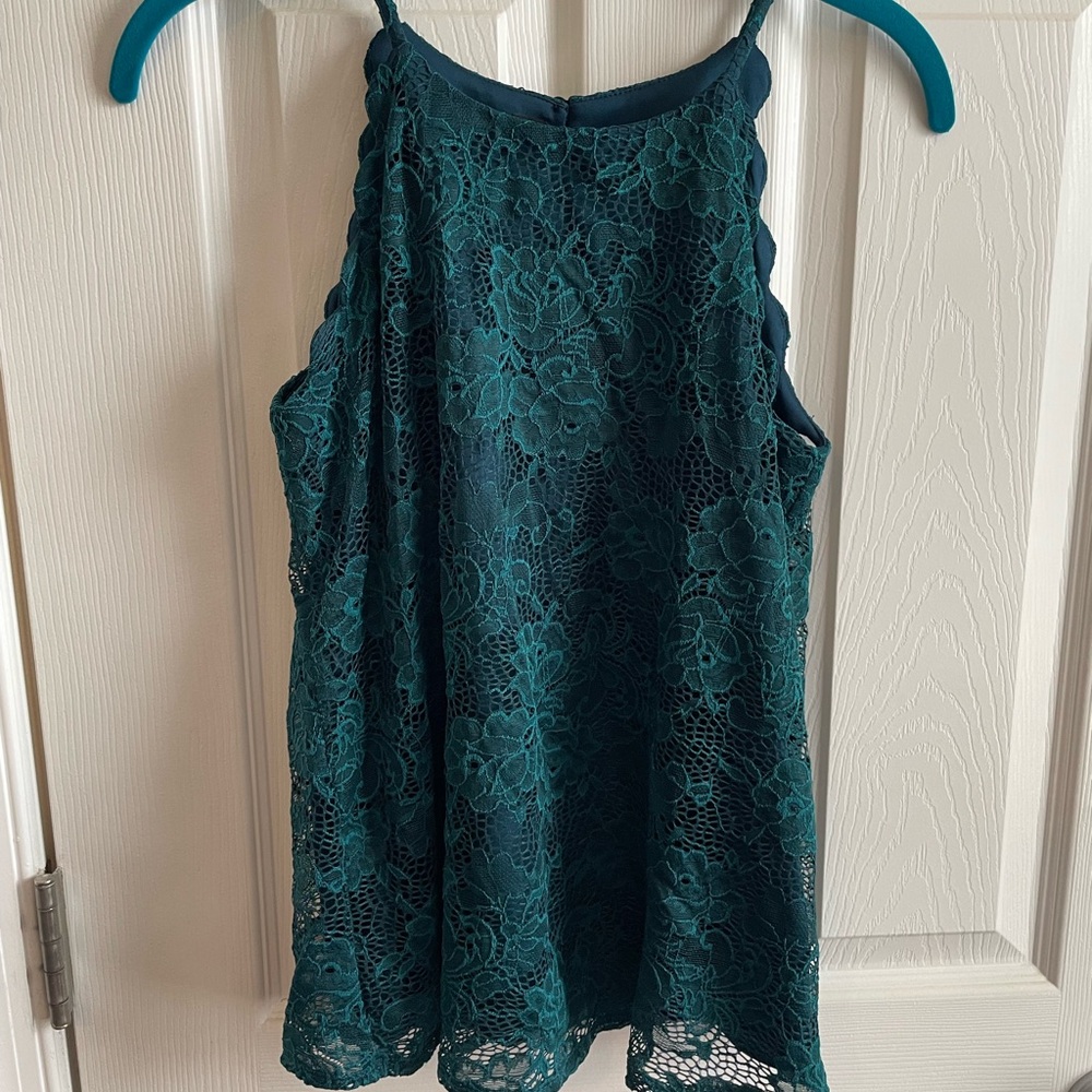 Fortune and Ivy Women’s Teal Lace Sleeveless Top size Xsmall